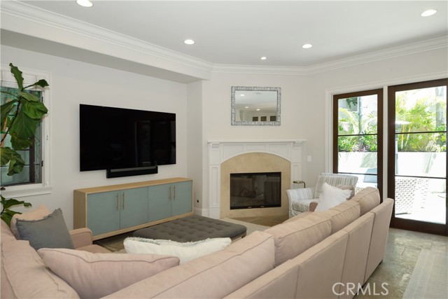 3112 Maple Avenue, Manhattan Beach, California 90266, 5 Bedrooms Bedrooms, ,4 BathroomsBathrooms,Residential,Sold,Maple,SB22170583