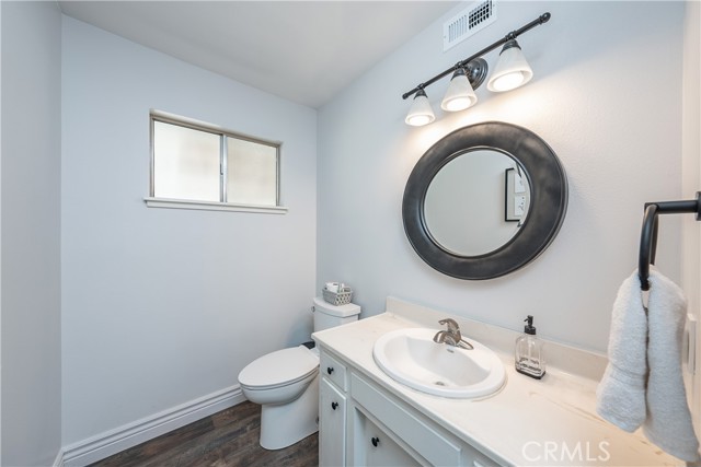 Detail Gallery Image 11 of 40 For 187 Hogan Dr, Lemoore,  CA 93245 - 4 Beds | 3/1 Baths