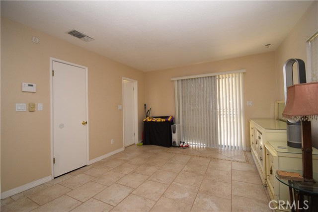 Detail Gallery Image 10 of 31 For 26641 Ironwood Ave, Moreno Valley,  CA 92555 - 4 Beds | 3 Baths