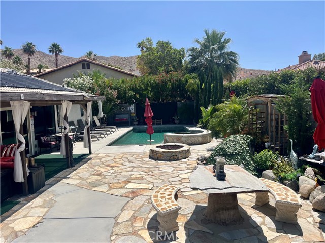 9830 Mesquite Avenue, Desert Hot Springs CA: https://media.crmls.org/medias/7bb9994d-eb9c-4308-b8fb-3fcc4a40e965.jpg