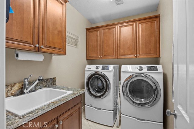 Image 36 of 73 For 22349 Amber Eve Drive