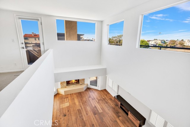 2 Story Ceiling in Living Room