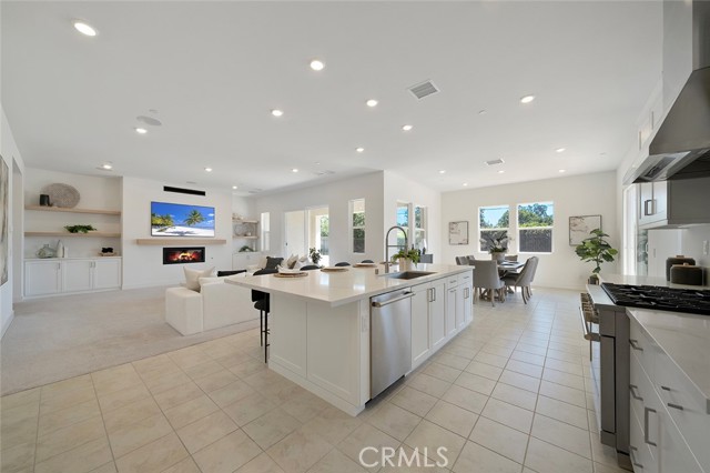 Detail Gallery Image 22 of 48 For 1010 Juniper, Glendora,  CA 91741 - 4 Beds | 3/1 Baths