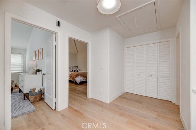 Detail Gallery Image 24 of 42 For 1924 Ruhland Ave #B,  Redondo Beach,  CA 90278 - 3 Beds | 2/1 Baths