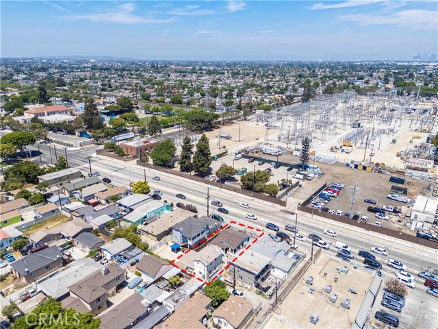 1142 E Century Boulevard, Los Angeles CA: https://media.crmls.org/medias/7bba3579-2c25-4041-80d0-f4f2633d0d06.jpg