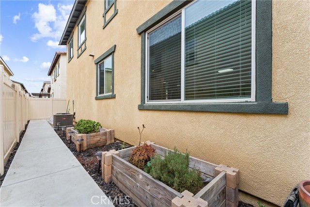 Detail Gallery Image 19 of 38 For 24253 Hazelnut Ave, Murrieta,  CA 92562 - 4 Beds | 2/1 Baths