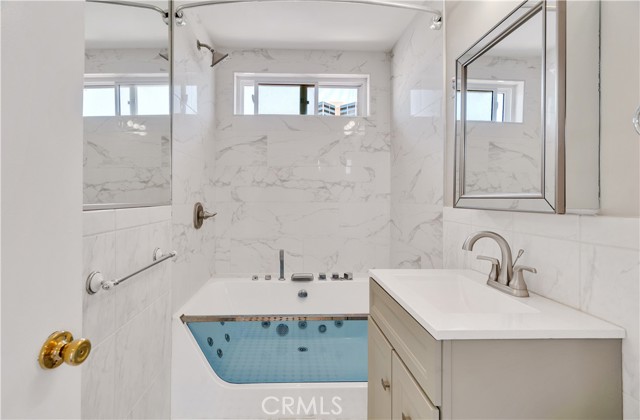 Detail Gallery Image 55 of 63 For 2747 E Ocean Bld, Long Beach,  CA 90803 - – Beds | – Baths