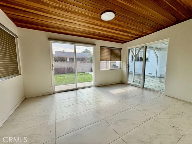 Detail Gallery Image 6 of 16 For 16316 Sylvanwood Ave, Norwalk,  CA 90650 - 4 Beds | 2 Baths
