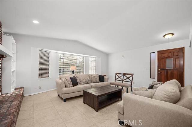 Detail Gallery Image 8 of 52 For 64616 Spyglass Ave, Desert Hot Springs,  CA 92240 - 3 Beds | 2 Baths