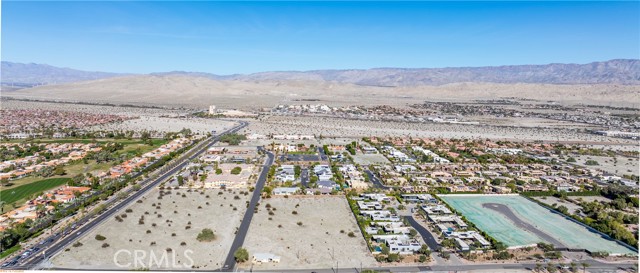 72094 Ginger Rogers, Rancho Mirage CA: https://media.crmls.org/medias/7bbbbeb6-f0a1-44c3-9dae-f6a29990f285.jpg