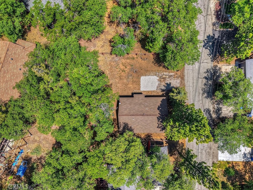 https://media.crmls.org/medias/7bbc2498-031c-49ad-9196-e6fbc11a0536.jpg?preset=X-Large