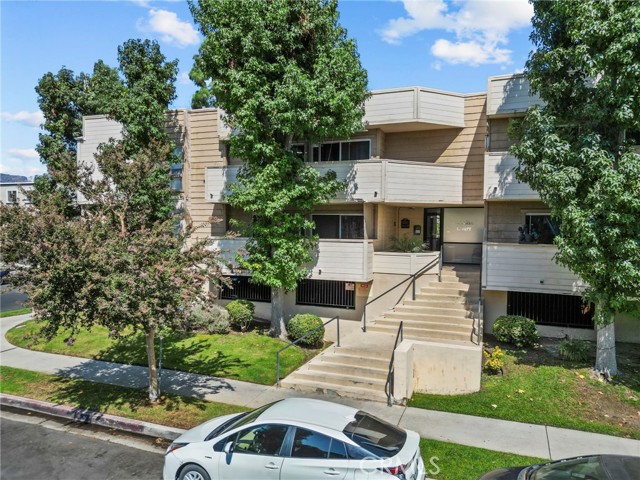 Detail Gallery Image 11 of 16 For 9950 Jordan Ave #10,  Chatsworth,  CA 91311 - 1 Beds | 1 Baths