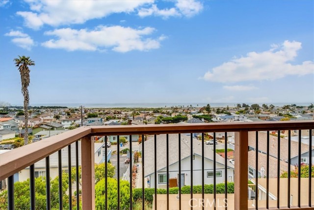 2675 Juniper Avenue, Morro Bay CA: https://media.crmls.org/medias/7bbc4fc6-0513-4415-8332-7dd17bf43b7c.jpg
