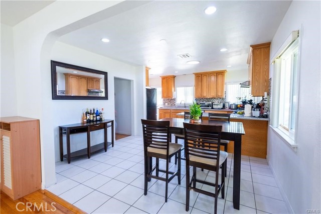 5813 Kauffman Avenue, Temple City CA: https://media.crmls.org/medias/7bbcbd41-d2d6-42e0-80cd-10b9d6b74727.jpg