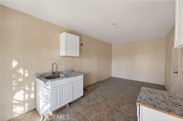Detail Gallery Image 35 of 42 For 15254 Las Piedras Dr, Victorville,  CA 92395 - 4 Beds | 2 Baths