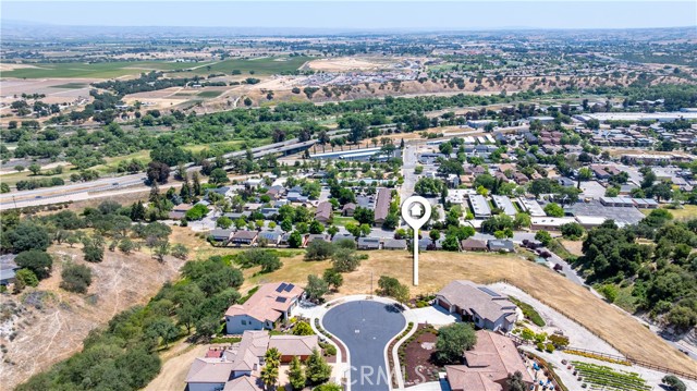 Detail Gallery Image 10 of 12 For 437 Calle Alto St, Paso Robles,  CA 93446 - – Beds | – Baths