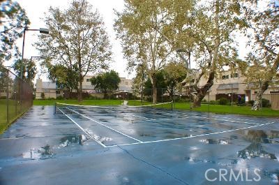 Detail Gallery Image 13 of 17 For 21015 Gresham, Canoga Park,  CA 91304 - 3 Beds | 2/1 Baths