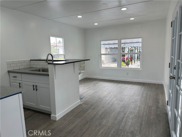 Detail Gallery Image 4 of 11 For 23701 S Western Ave #97,  Torrance,  CA 90501 - 2 Beds | 1 Baths