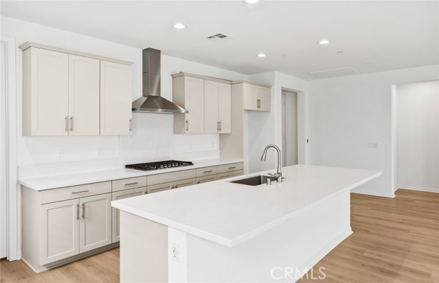 25281 Violane Drive, Menifee CA: https://media.crmls.org/medias/7bbfb4d0-d48b-4903-aa6b-1be1c6567a20.jpg