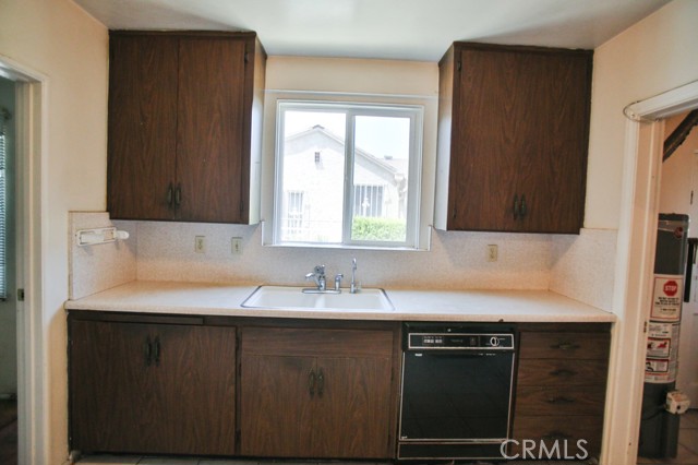 1012 S Sierra Vista Avenue, Alhambra CA: https://media.crmls.org/medias/7bc022b6-632e-46db-b2c2-86f1bc405867.jpg