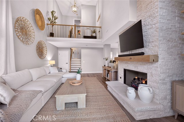 Detail Gallery Image 17 of 69 For 964 S Rim Crest, Anaheim,  CA 92807 - 2 Beds | 2/1 Baths