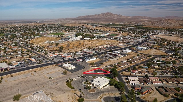 Detail Gallery Image 12 of 45 For 15004 Zenda St, Victorville,  CA 92395 - 3 Beds | 1 Baths