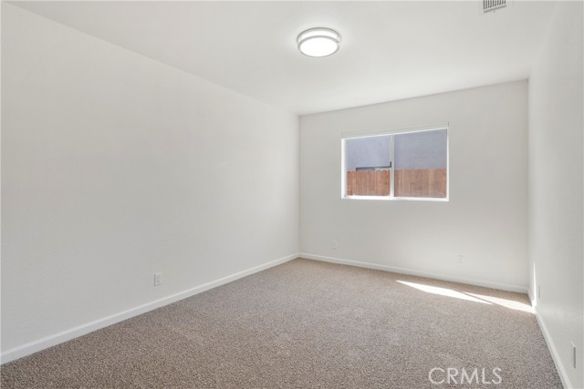 Detail Gallery Image 18 of 39 For 700 W 2nd St #2,  Azusa,  CA 91702 - 3 Beds | 2/1 Baths