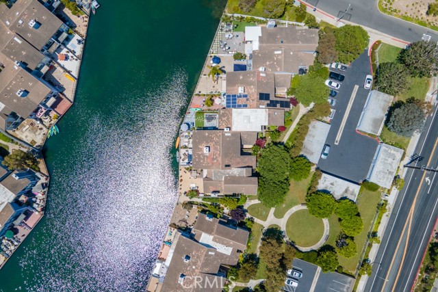 3682 Montego Drive, Huntington Beach CA: https://media.crmls.org/medias/7bc3082b-2d09-411b-bab5-7d8ca73a9faa.jpg