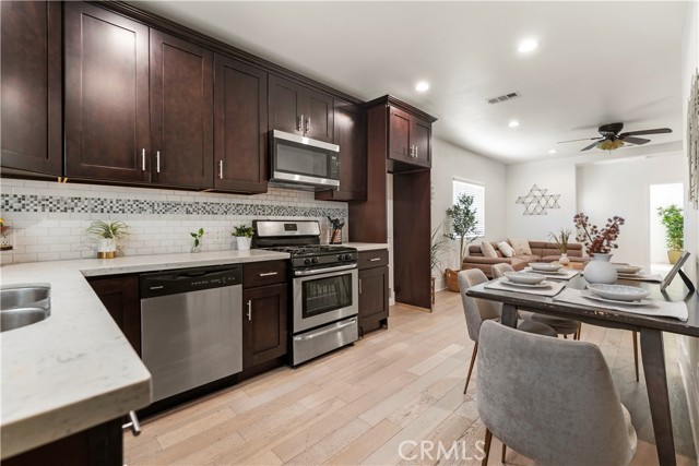 Detail Gallery Image 1 of 13 For 10691 Mckeen St, Garden Grove,  CA 92843 - 3 Beds | 1/1 Baths