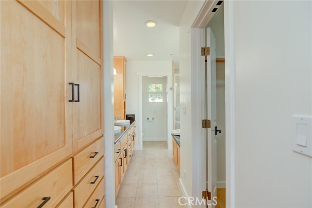 1219 Irena Avenue, Redondo Beach, California 90277, 5 Bedrooms Bedrooms, ,5 BathroomsBathrooms,Residential,Sold,Irena,SB21226617