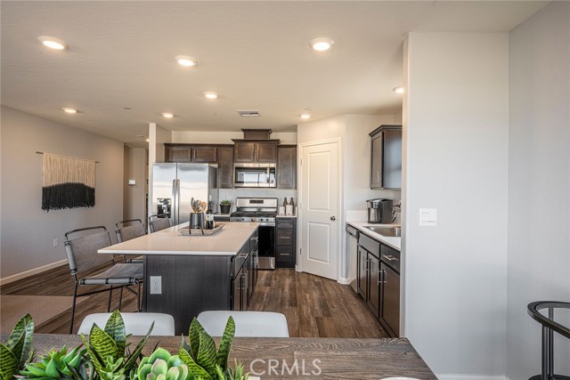 Detail Gallery Image 3 of 19 For 352 Sable Ct 62 Ar,  Merced,  CA 95341 - 4 Beds | 2 Baths