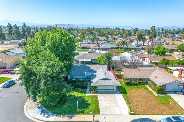 Detail Gallery Image 35 of 49 For 2828 Shalimar, Riverside,  CA 92504 - 3 Beds | 2 Baths