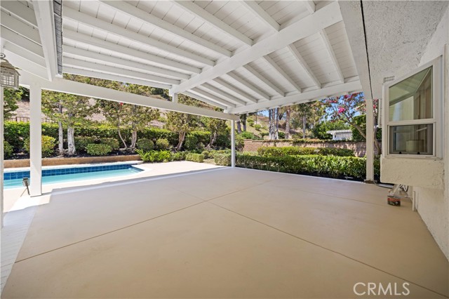 21721 Rushford Drive, Lake Forest CA: https://media.crmls.org/medias/7bc5e02c-cc19-4839-88c1-65340ddb8dd6.jpg