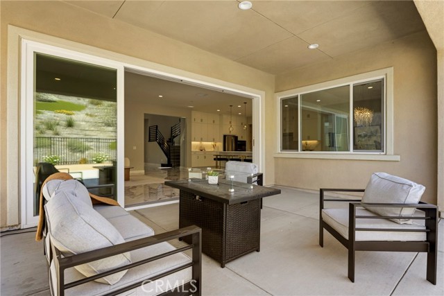 Detail Gallery Image 38 of 75 For 17721 Ridgeline Ct, Saugus,  CA 91350 - 4 Beds | 4 Baths