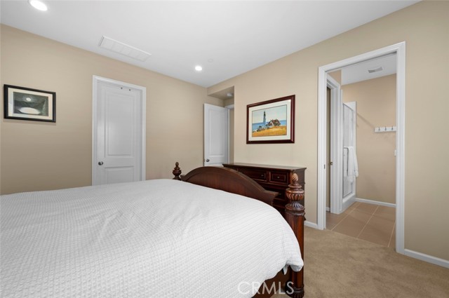 182 Firefly, Irvine CA: https://media.crmls.org/medias/7bc6a8a9-b119-4d51-b48f-5c2432c30e46.jpg