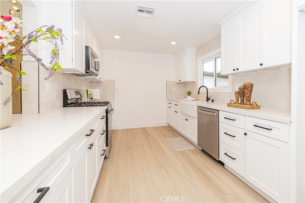 MLS #CV25167671 image #9