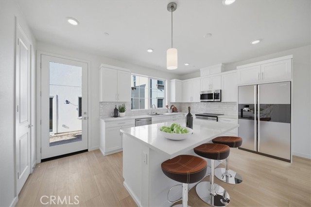 Detail Gallery Image 7 of 38 For 4841 E Beltramo Ranch Rd, Moorpark,  CA 93021 - 3 Beds | 2/1 Baths