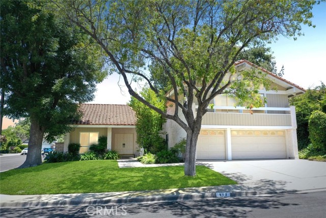 Detail Gallery Image 4 of 49 For 912 Brightstone Ct, Westlake Village,  CA 91361 - 4 Beds | 3 Baths