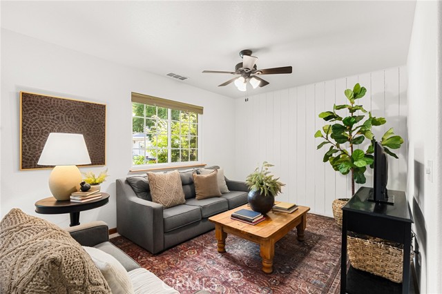 Detail Gallery Image 10 of 58 For 2740 Revere Ln, Chico,  CA 95973 - 3 Beds | 2 Baths