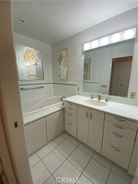 25236 Lawton Avenue, Loma Linda CA: https://media.crmls.org/medias/7bc97f6f-13ea-494a-b619-20eafe384ede.jpg