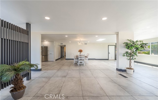 Detail Gallery Image 8 of 71 For 10220 Balmoral Ct, Riverside,  CA 92503 - 3 Beds | 2 Baths