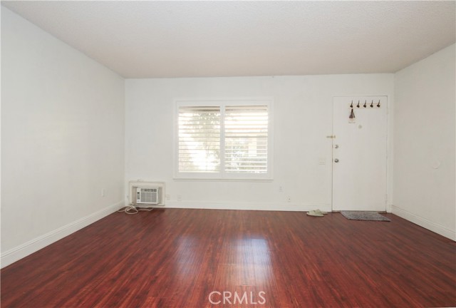 Detail Gallery Image 15 of 33 For 3951 W Mcfadden Ave, Santa Ana,  CA 92704 - 2 Beds | 1/1 Baths