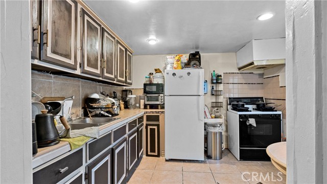 1178 Buelah Avenue, Los Angeles CA: https://media.crmls.org/medias/7bca6be3-485d-4db3-9e72-0c686264c2cd.jpg