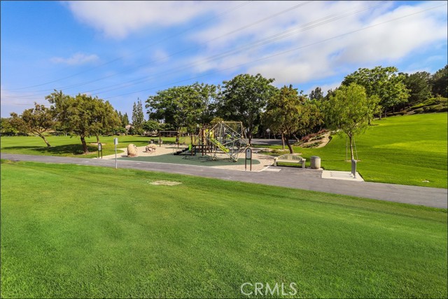 12 Stoneglen, Aliso Viejo CA: https://media.crmls.org/medias/7bcaf752-2701-424d-ad44-2c3612768d47.jpg
