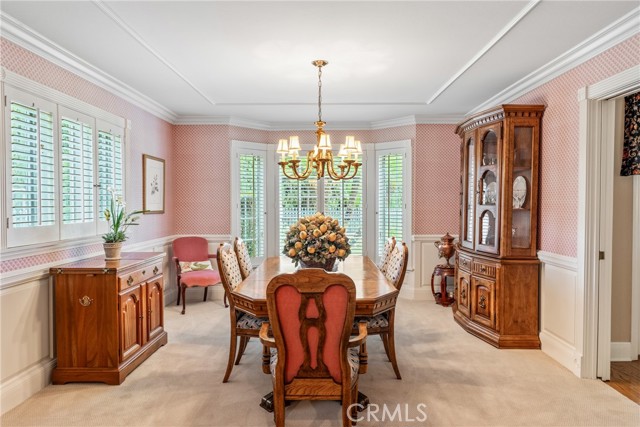 Detail Gallery Image 21 of 75 For 1914 Country Club Ln, Redlands,  CA 92373 - 5 Beds | 3/1 Baths