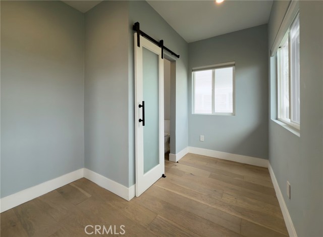 Detail Gallery Image 14 of 16 For 305 La Jolla Dr, Newport Beach,  CA 92663 - 2 Beds | 2/1 Baths