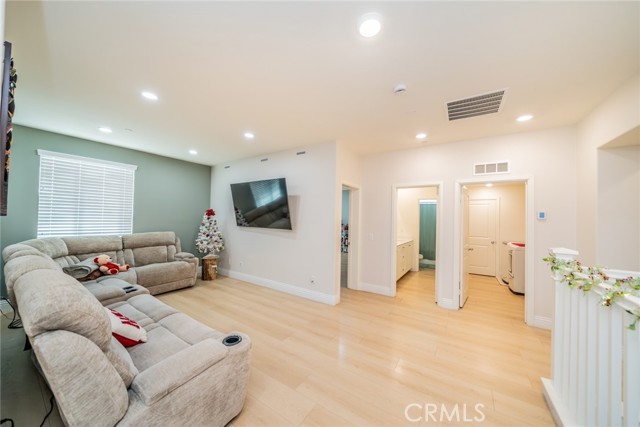 Detail Gallery Image 16 of 51 For 7640 Messina Heights, Highland,  CA 92346 - 4 Beds | 2/1 Baths