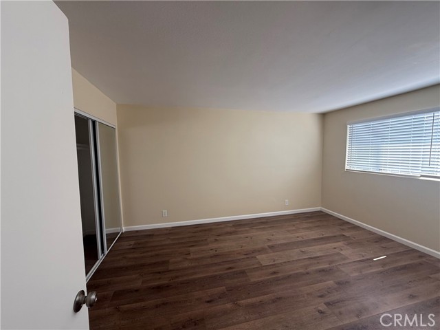 Detail Gallery Image 15 of 25 For 7305 Milwood Ave #7,  Canoga Park,  CA 91303 - 2 Beds | 1 Baths