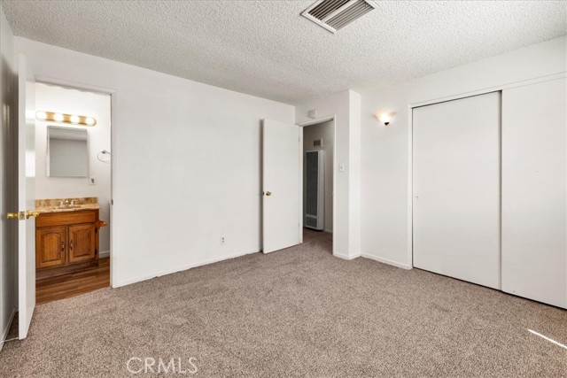 Detail Gallery Image 15 of 34 For 5930 Rose Ellen Ave, Twentynine Palms,  CA 92277 - 3 Beds | 2 Baths