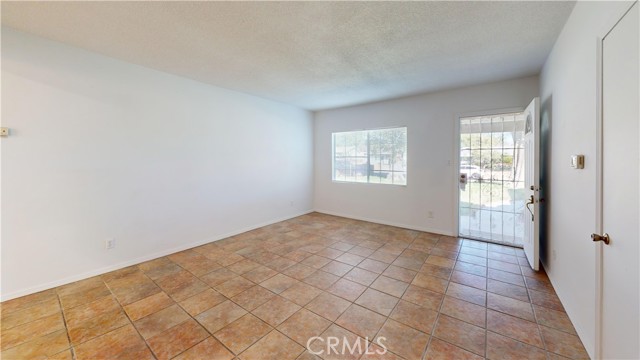 Detail Gallery Image 42 of 64 For 3930 Carmelina St, San Bernardino,  CA 92407 - 3 Beds | 1/1 Baths